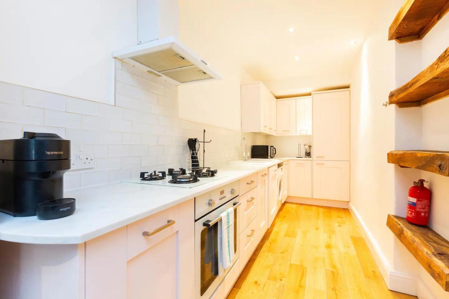 Stylishly Large Camden Apartment B1 Лондон Экстерьер фото